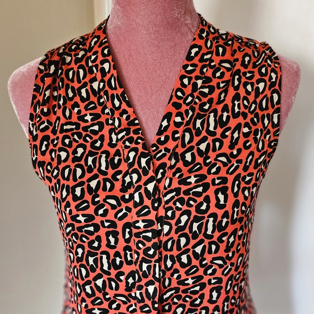 Women's Banana Republic sleeveless top, size 0.